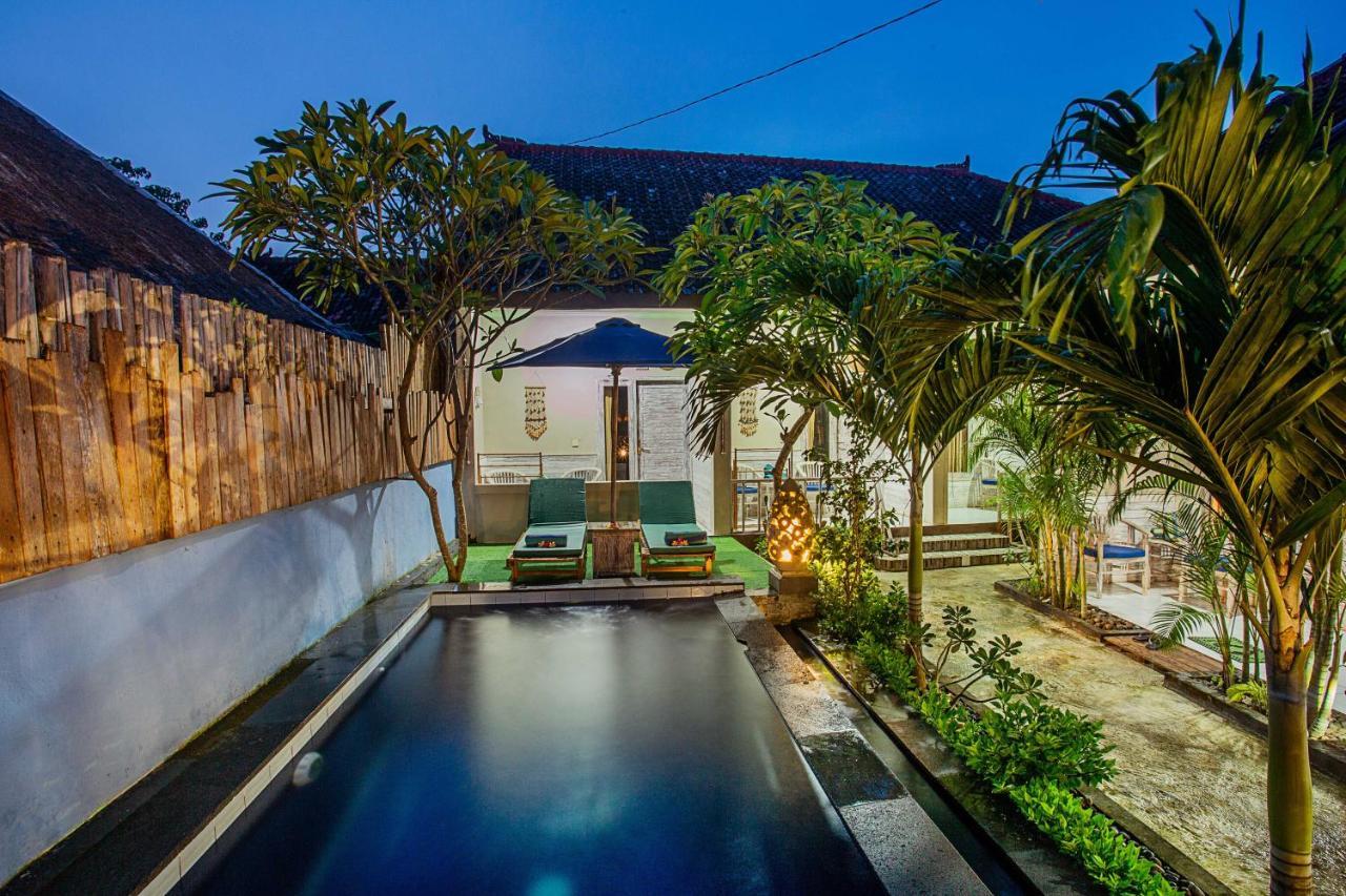 Naturale Guest House Lembongan Buitenkant foto