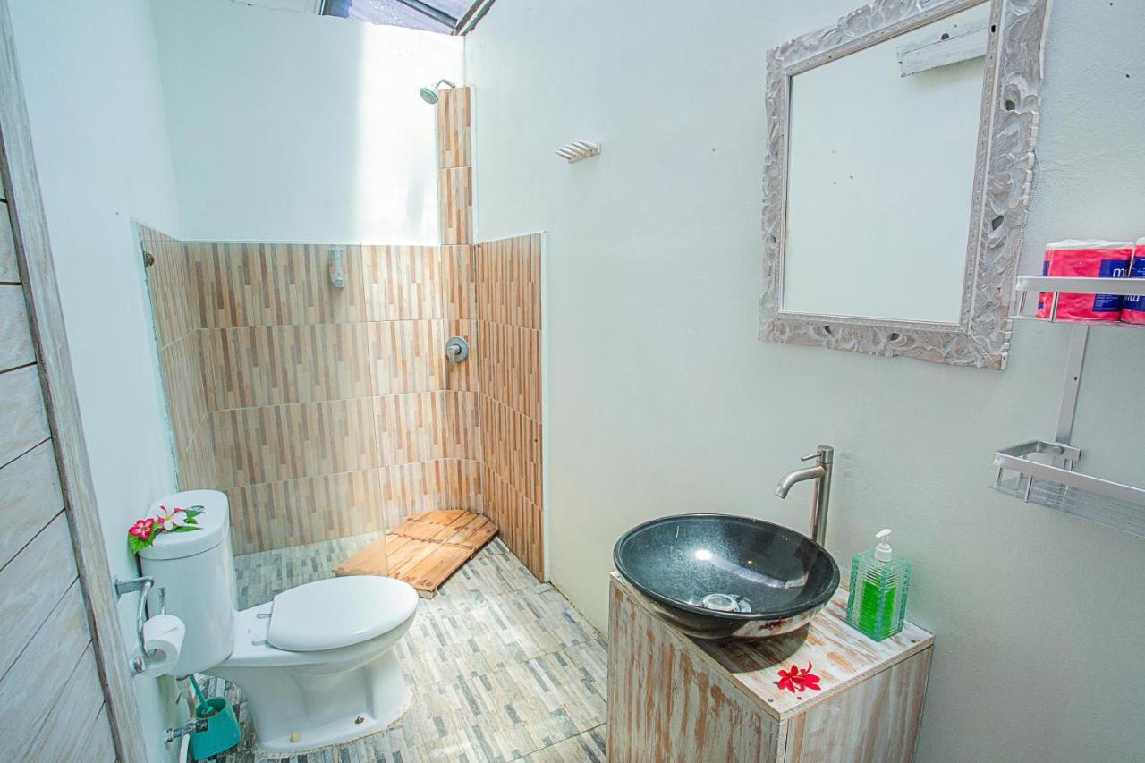 Naturale Guest House Lembongan Buitenkant foto
